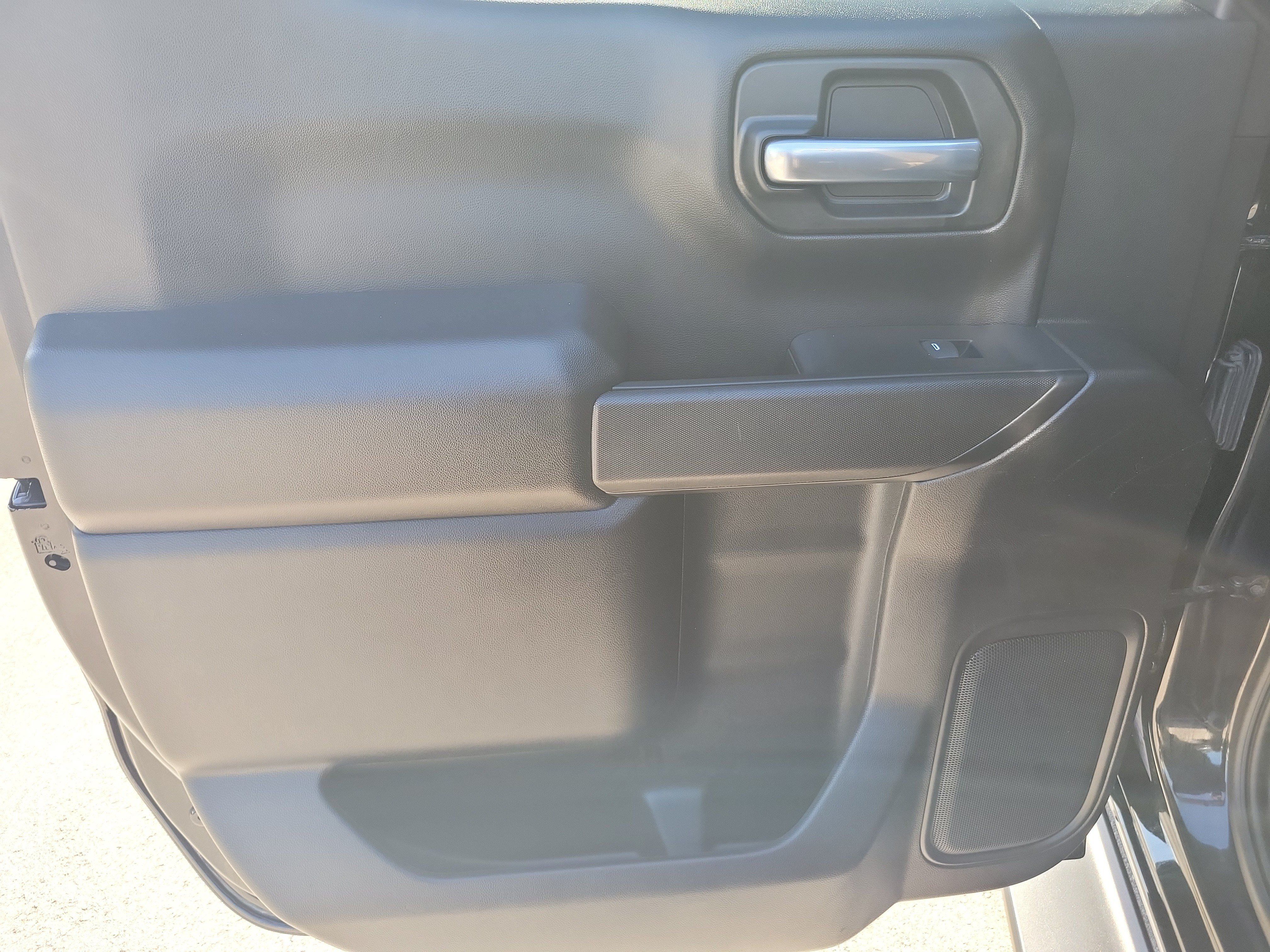 Used 2025 Chevrolet Silverado 1500 Custom RWD image 11