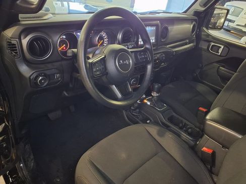 Used 2023 Jeep Wrangler Sport AWD/4WD image 4