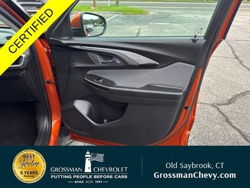 Used 2022 Chevrolet TrailBlazer LT AWD/4WD image 26