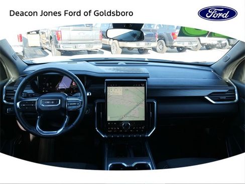 Used 2025 GMC Acadia Elevation image 20