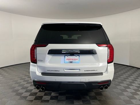 Used 2024 GMC Yukon Denali Ultimate AWD/4WD image 11