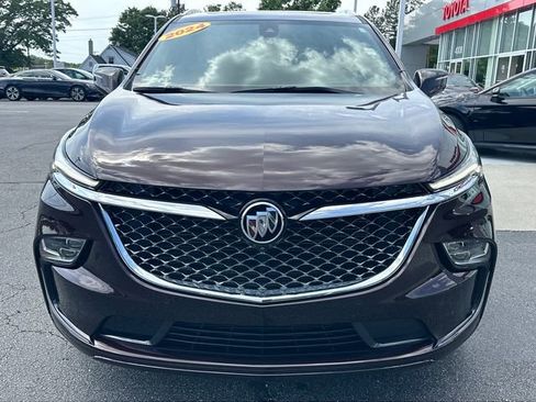 Used 2024 Buick Enclave Avenir w/ Avenir Technology Package FWD image 8