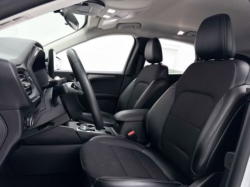 Used 2025 Ford Escape SE FWD image 20