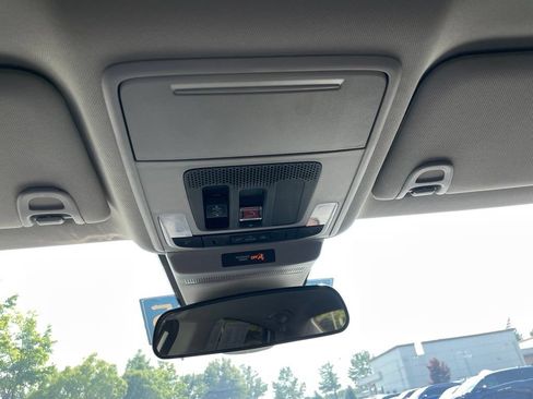 Certified 2025 Honda Accord SE image 16