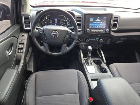 Used 2023 Nissan Frontier SV w/ SV Convenience Package AWD/4WD image 25