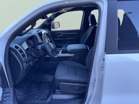 Used 2026 RAM 1500 Big Horn AWD/4WD image 9