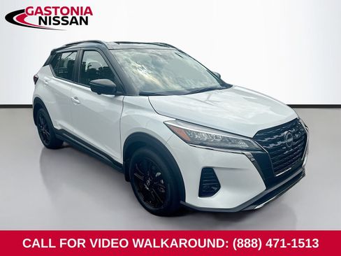 Used 2024 Nissan Kicks SR FWD image 1