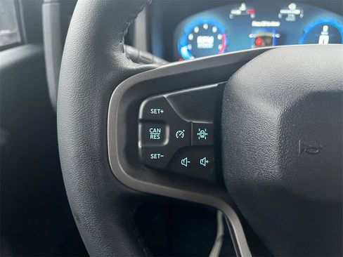 Used 2025 Ford Bronco Big Bend image 31