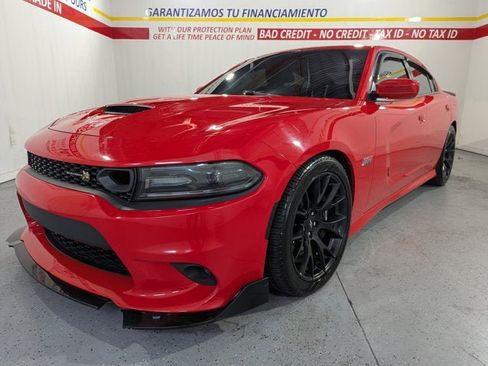 Used 2019 Dodge Charger Scat Pack w/ Dynamics Package image 3
