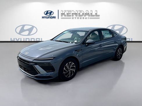 New 2026 Hyundai Sonata Blue FWD image 3