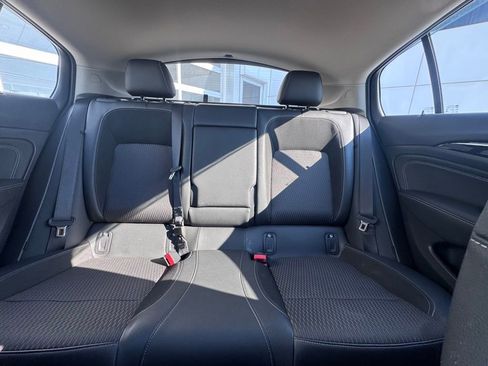 Used 2018 Buick Regal Preferred w/ Driver Confidence Package #1 image 24