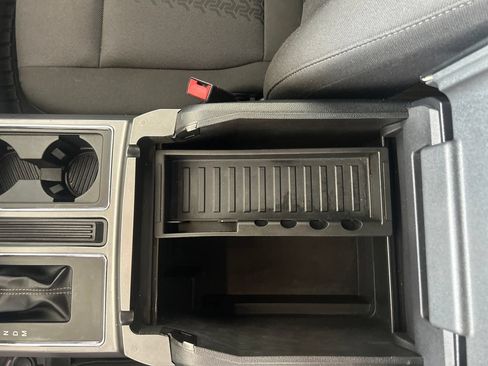 Used 2018 Ford F150 XLT w/ Equipment Group 302A Luxury AWD/4WD image 30