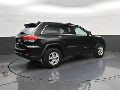 Used 2016 Jeep Grand Cherokee Laredo w/ Quick Order Package 23E AWD/4WD image 7
