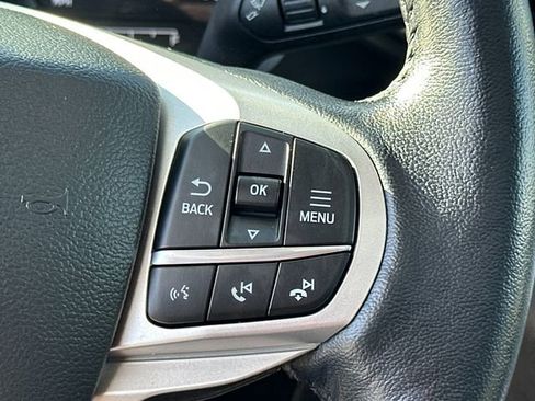 Certified 2022 Ford Explorer XLT w/ Equipment Group 202A image 35