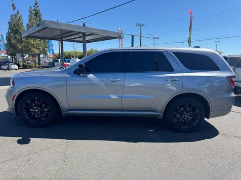 Used 2021 Dodge Durango GT w/ Blacktop Package RWD image 9