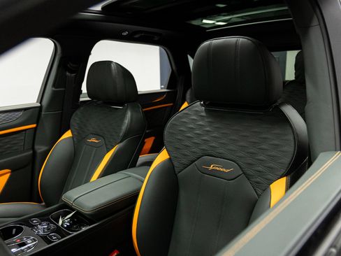 Used 2026 Bentley Bentayga Speed image 41