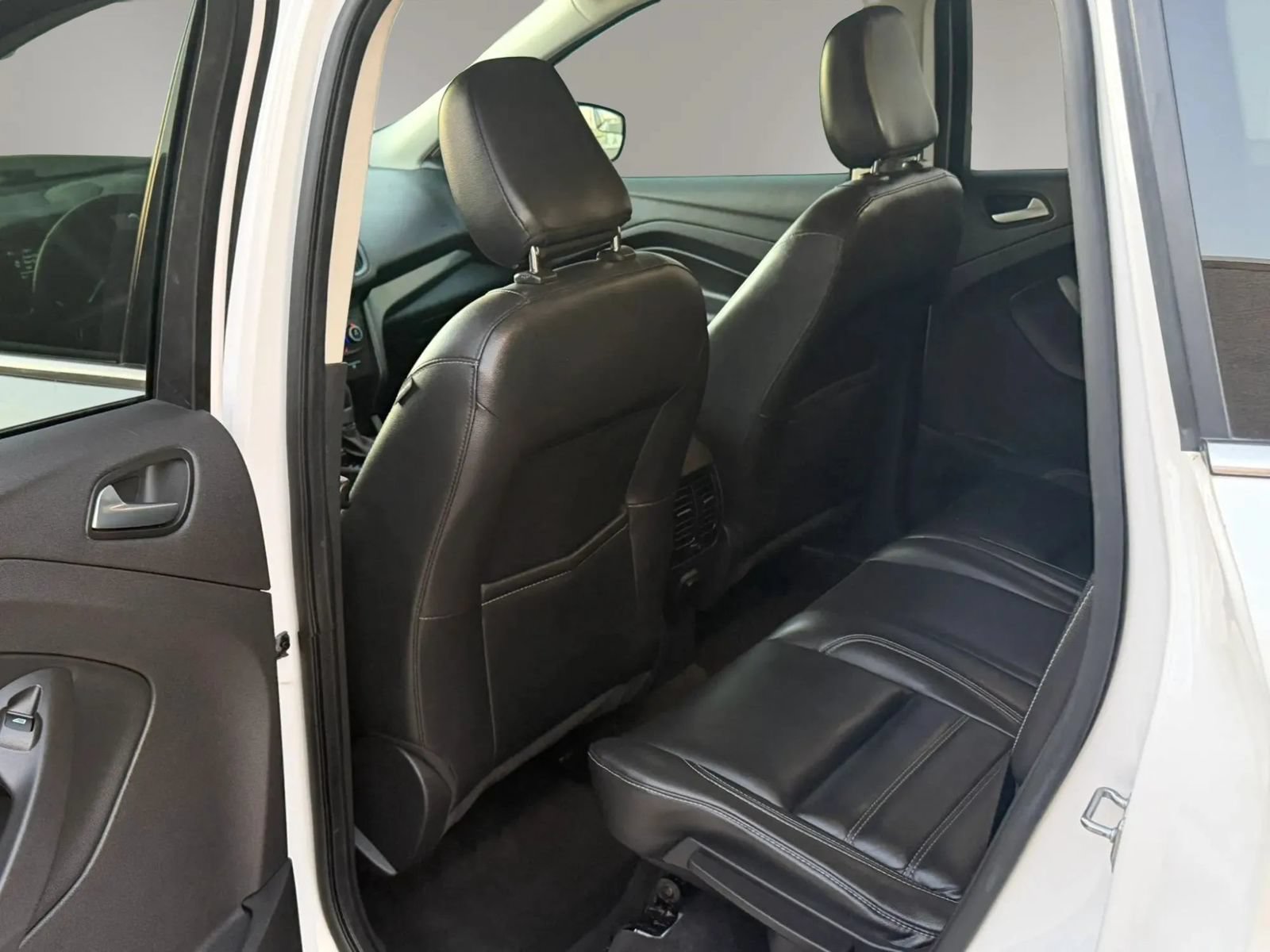 Used 2018 Ford Escape SEL AWD/4WD image 15