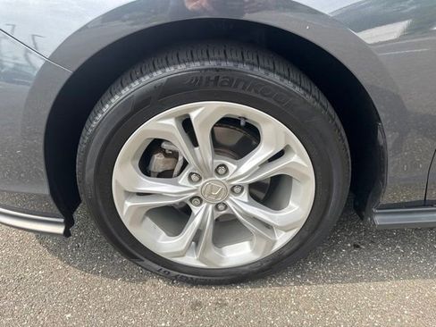 Used 2023 Honda Accord LX image 11