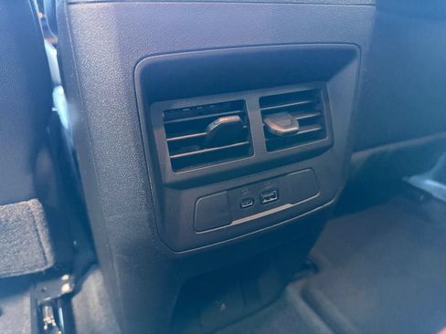 Used 2026 GMC Canyon AT4 AWD/4WD image 32