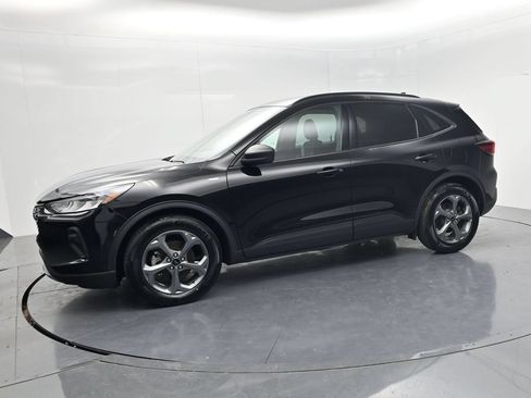 Used 2025 Ford Escape ST-Line FWD image 4