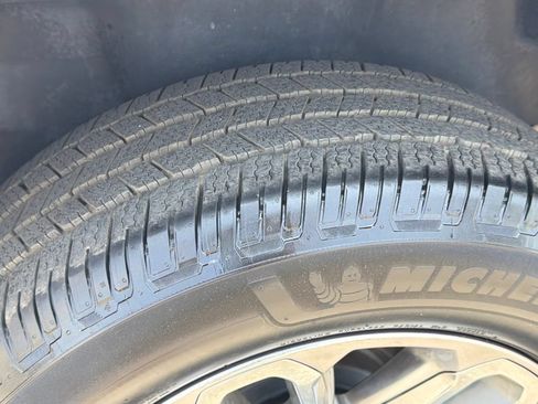 Used 2023 RAM 1500 Laramie RWD image 20