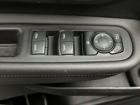 Used 2019 GMC Terrain SLT w/ Preferred Package image 23