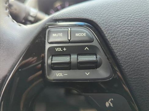 Used 2018 Kia Forte S w/ S Technology Plus Package image 10