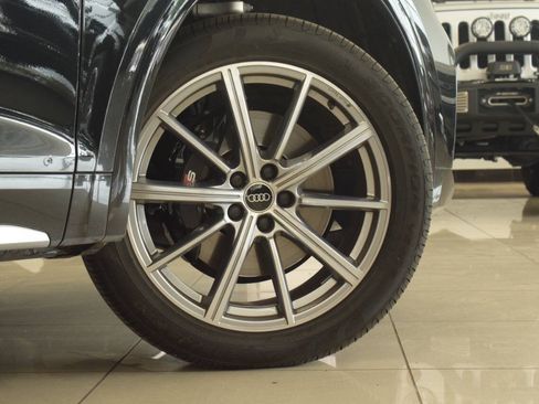 Used 2022 Audi SQ5 Premium Plus w/ Premium Plus Package AWD/4WD image 42