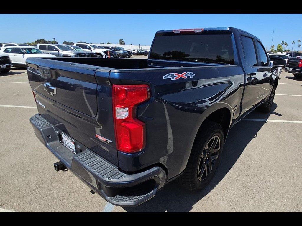 Used 2023 Chevrolet Silverado 1500 RST AWD/4WD image 5
