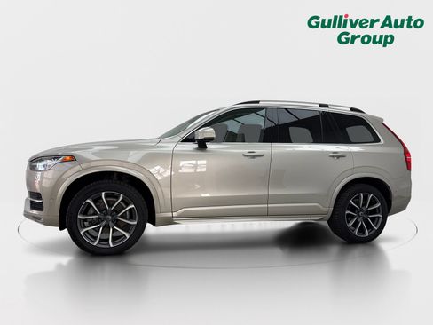 Used 2017 Volvo XC90 T6 Momentum w/ Vision Package AWD/4WD image 2