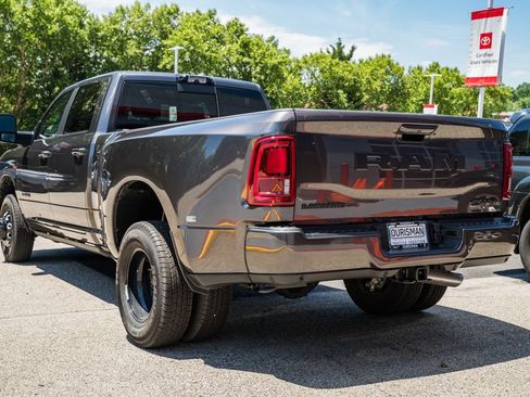 New 2026 RAM 3500 Laramie AWD/4WD image 5