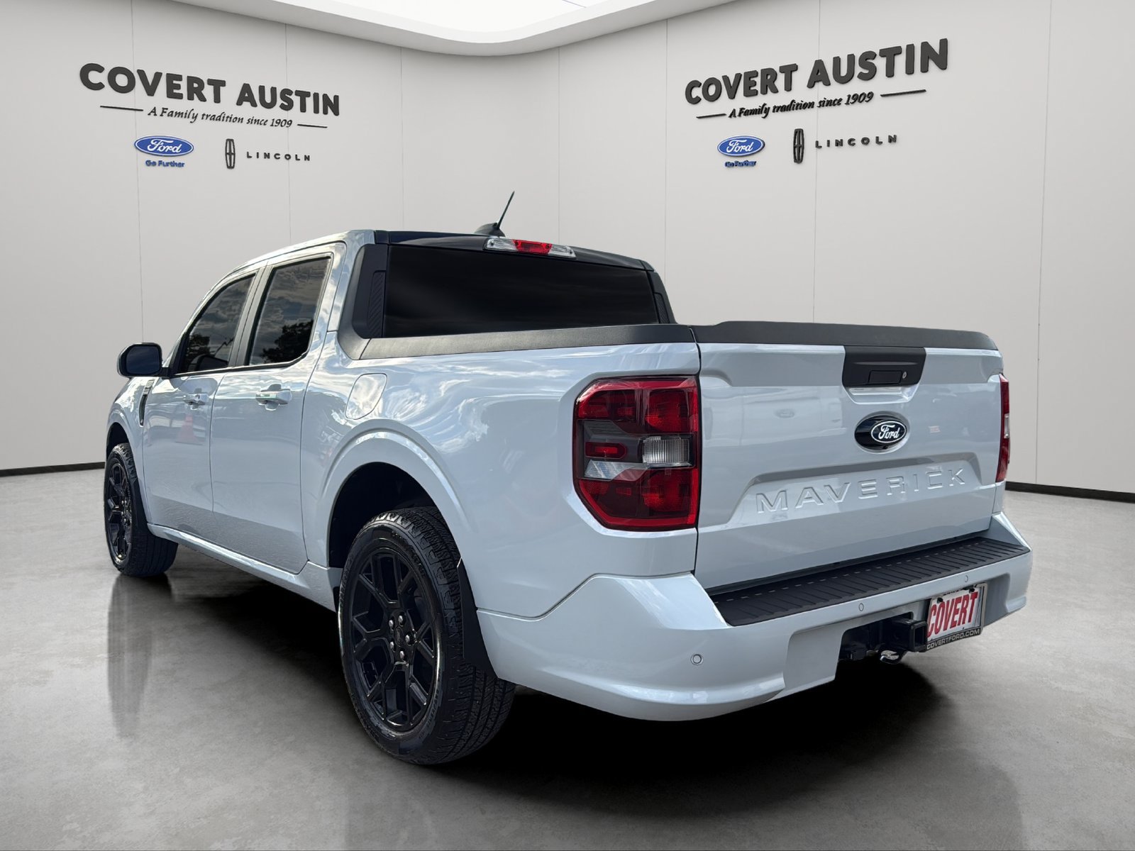 Used 2026 Ford Maverick Lobo AWD/4WD image 3