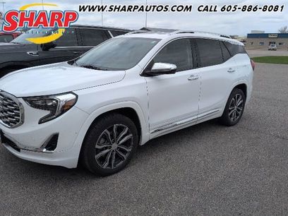 Used 2020 GMC Terrain Denali w/ GMC Pro Grade Package