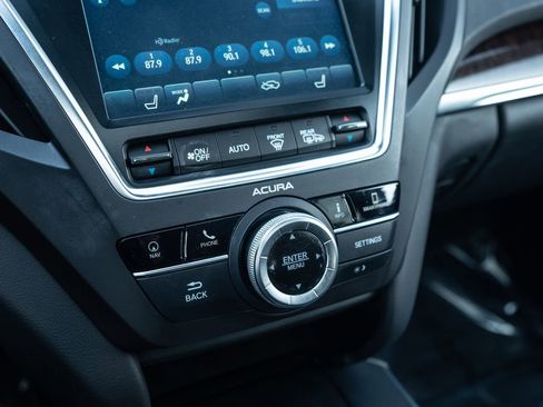 Certified 2018 Acura MDX SH-AWD w/ Technology Package image 33