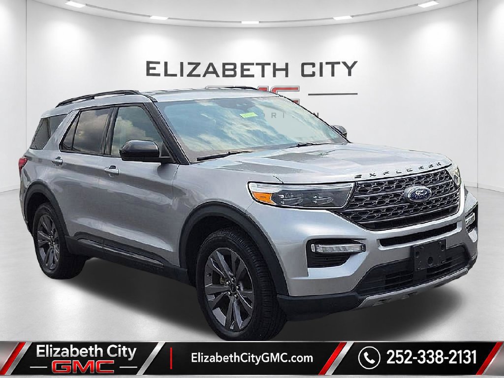 Used 2022 Ford Explorer XLT w/ Equipment Group 202A AWD/4WD image 4