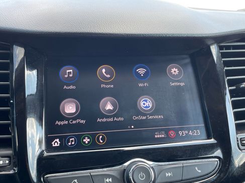 Used 2022 Chevrolet Trax LT w/ Driver Confidence Package AWD/4WD image 8