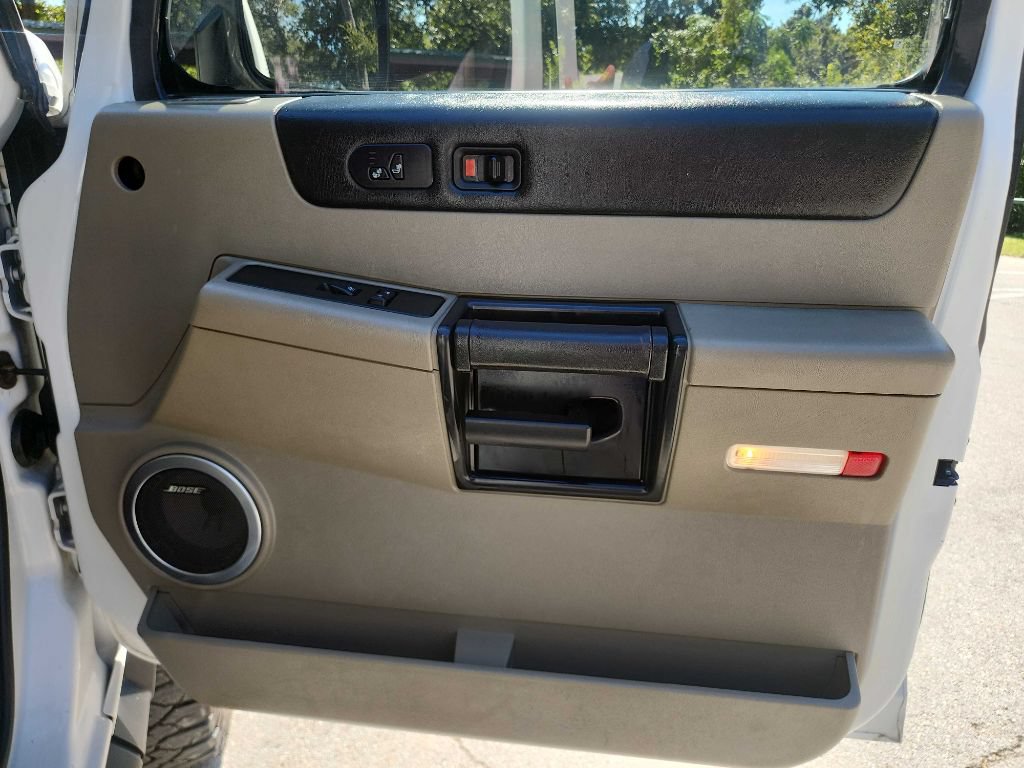 Used 2007 HUMMER H2 SUT AWD/4WD image 36
