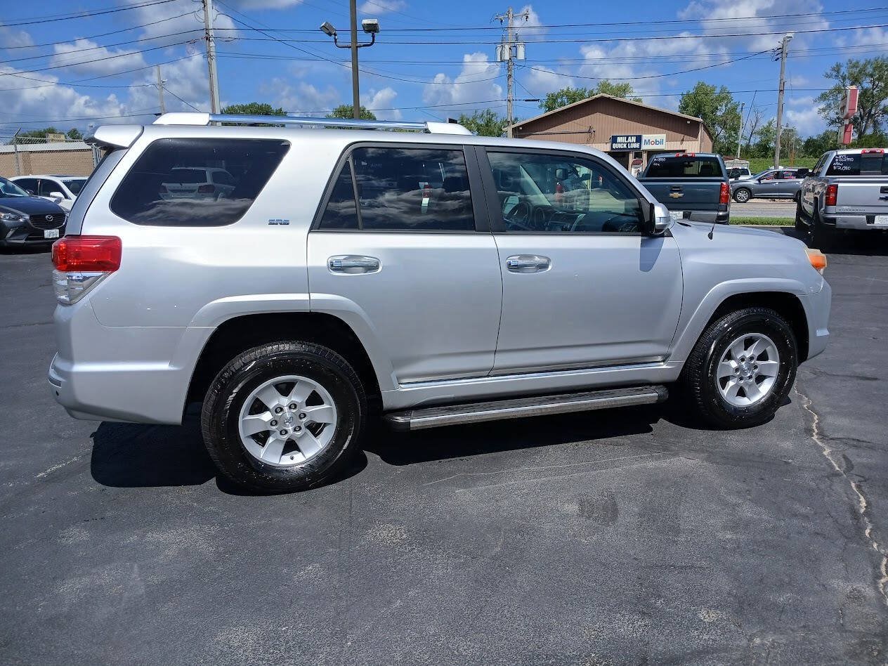 Used 2012 Toyota 4Runner SR5 w/ Premium Pkg AWD/4WD image 4