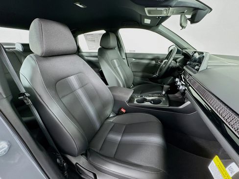 New 2026 Honda Civic Sport image 25