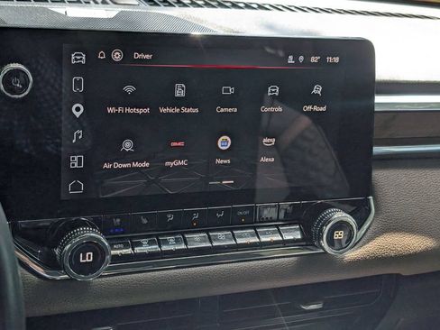 Used 2023 GMC Canyon Denali AWD/4WD image 28