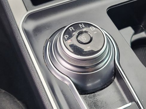 Certified 2022 Ford Edge SE w/ Black Appearance Package image 23