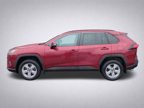 Used 2019 Toyota RAV4 XLE w/ All Weather Liner Package AWD/4WD image 7