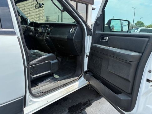 Used 2016 Ford Expedition XL AWD/4WD image 21