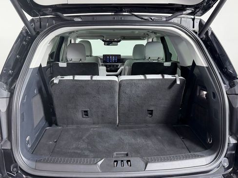 Used 2025 Ford Explorer Platinum w/ LUX Leather Package AWD/4WD image 27