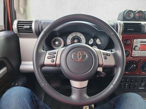 Used 2011 Toyota FJ Cruiser 4WD image 18