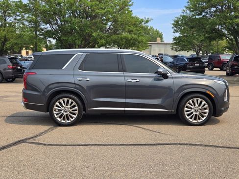 Used 2020 Hyundai Palisade Limited AWD/4WD image 2