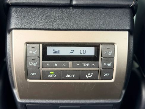 Used 2011 Lexus GX 460 Premium AWD/4WD image 36