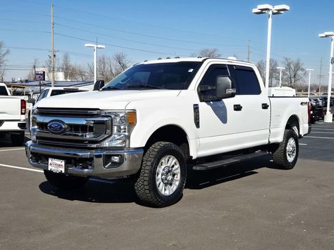 Used 2020 Ford F350 XLT image 7