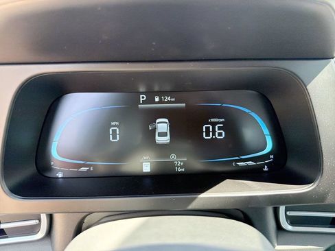 New 2026 Hyundai Elantra SE FWD image 10