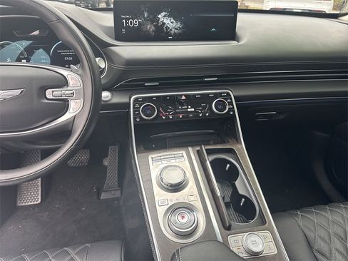 Used 2024 Genesis GV80 3.5T w/ Prestige Package image 29